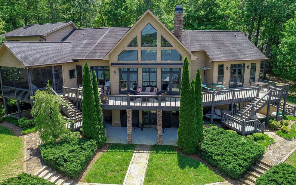 473 Twin Oaks Rd, Hiawassee, GA 30546 - photo 1