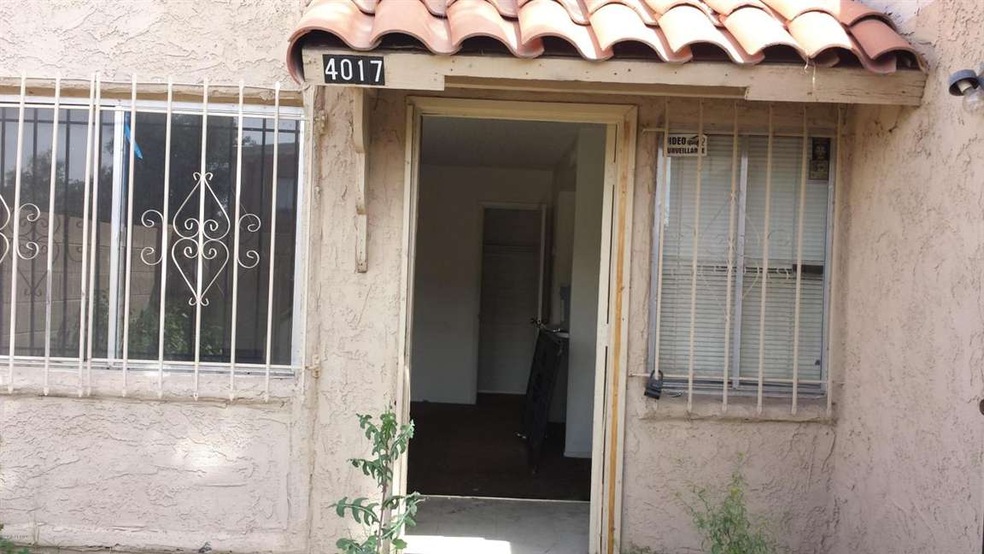 1-4017 S 45th Pl (2)