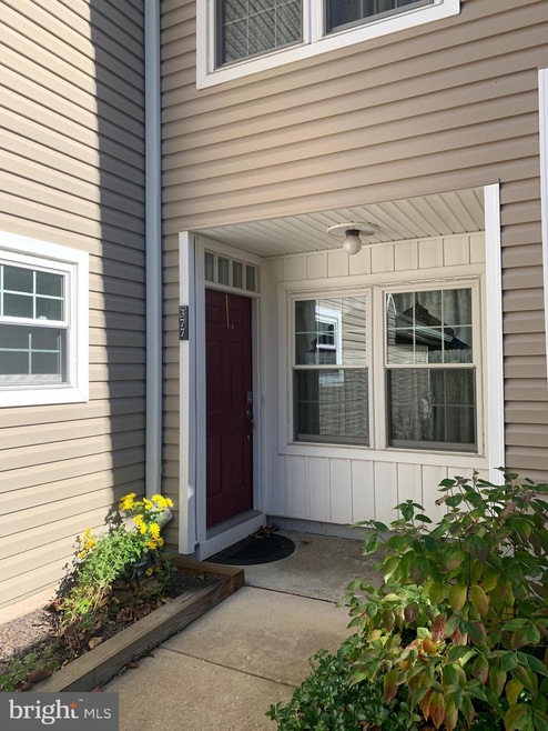 377 Radford Ct, Glen Mills, PA 19342 - photo 1