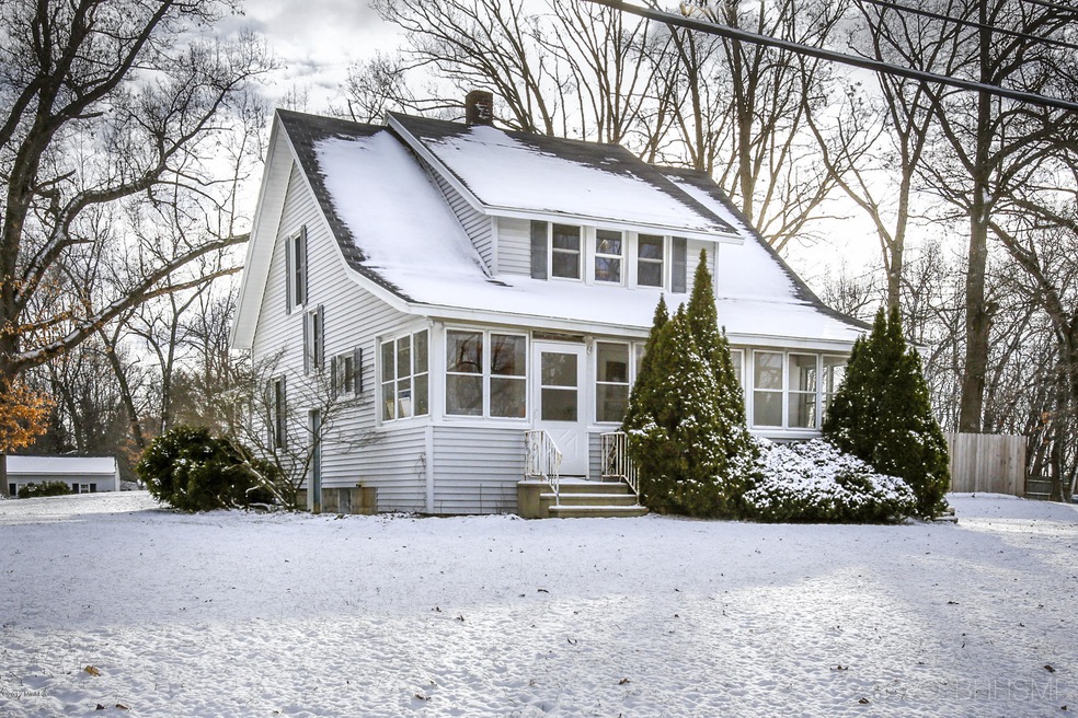 531 10th street-101
