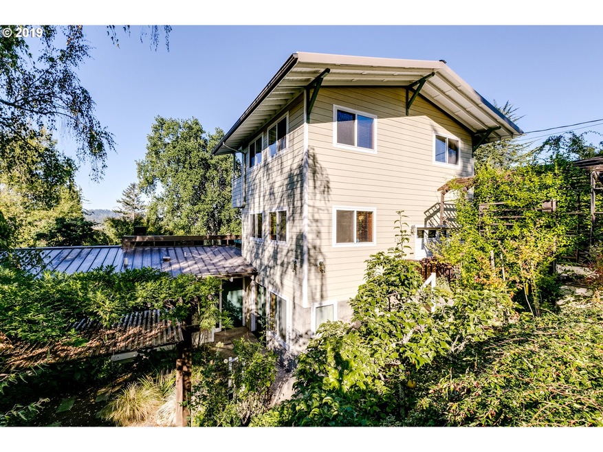 2760 Elinor St, Eugene, OR 97403 - photo 1