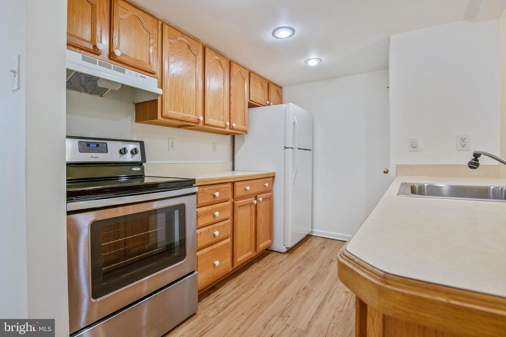 443 Strathaven Ct, Newark, DE 19702 - photo 1