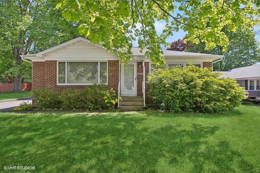 127 Farrand Ave, La Porte, IN 46350 - photo 1