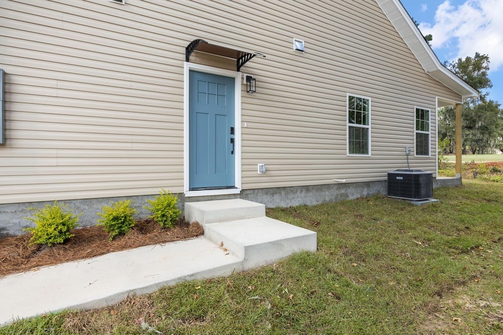 For Rent $1,900/month • Co-Listing Agent