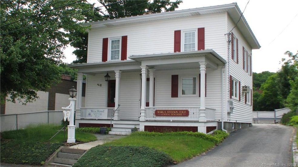 17 Union St unit 2, Winsted, CT 06098 - photo 1