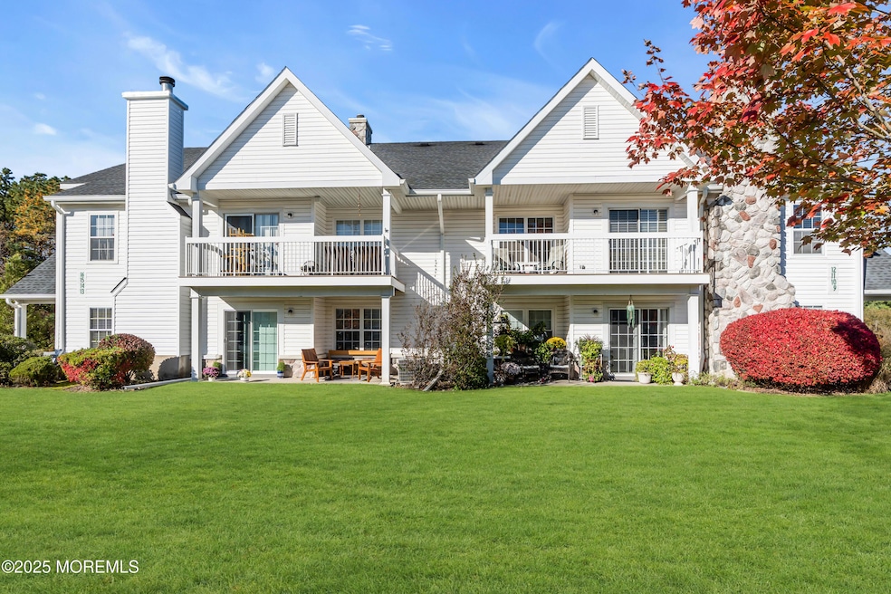 9 Des Moines Ct, Tinton Falls, NJ 07712 - photo 1