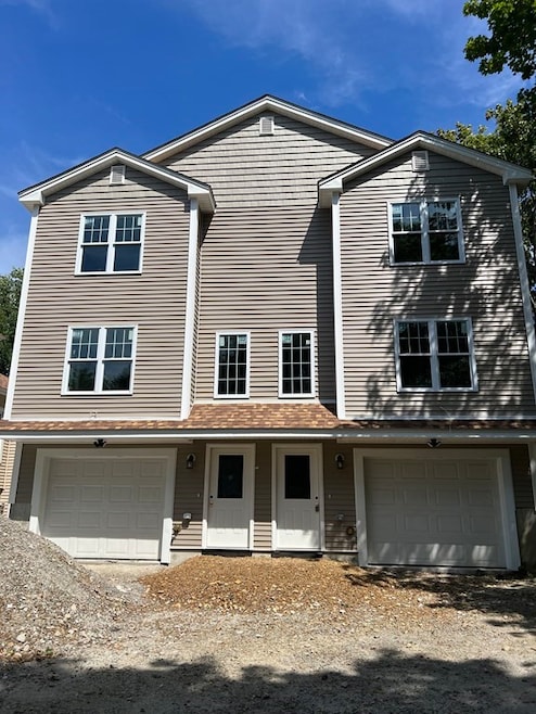 37 Standish St, Worcester, MA 01604 - photo 1