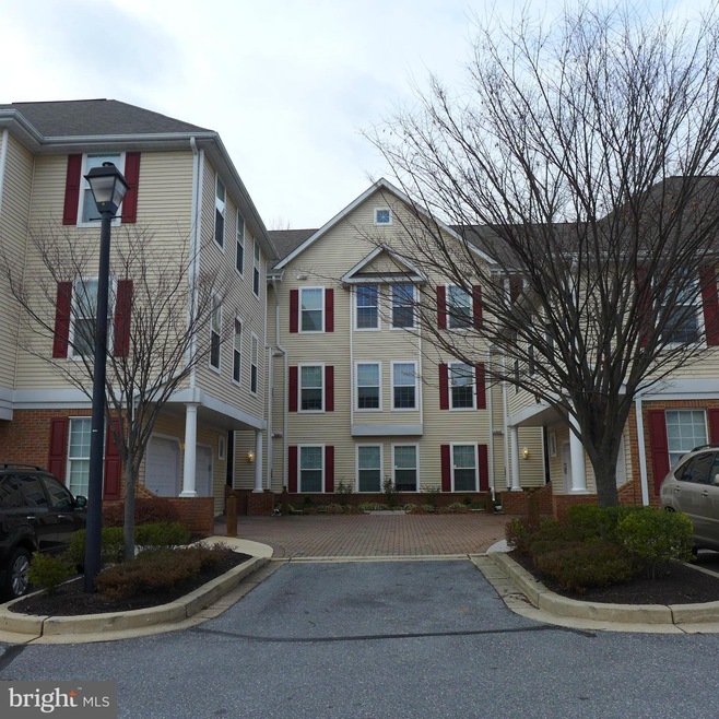 5006 Hollington Dr, Owings Mills, MD 21117 - photo 1