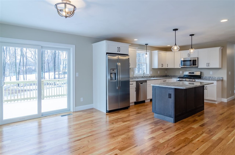 319 High Range Rd, Londonderry, NH 03053 - photo 1