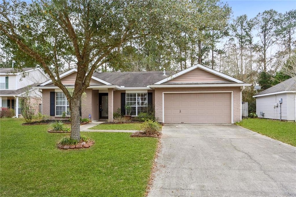 1127 Lori Dr, Slidell, LA 70461 - photo 1