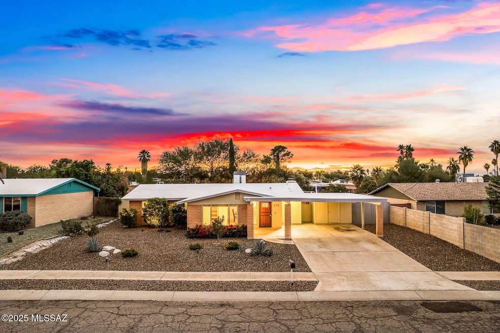 525 N Bonanza Ave, Tucson, AZ 85748 - photo 1