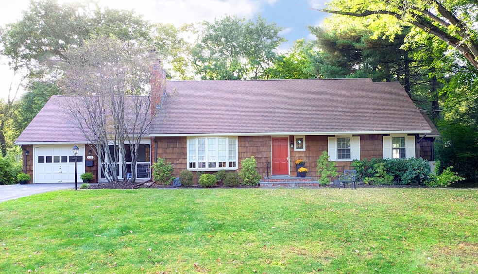 Under Contract $519,000