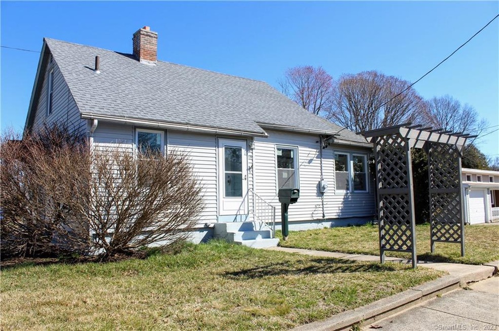 19 Quinebaug Rd, Norwich, CT 06360 - photo 1