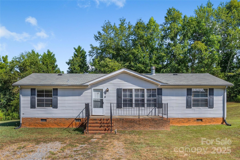 953 Bollinger Pond Dr, Clover, SC 29710 - photo 1