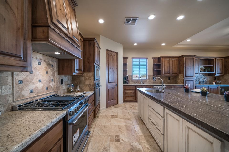 Gas Range & Granite Slabs