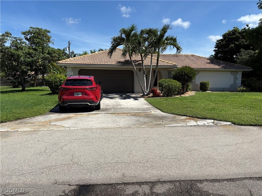 unlisted-address, Fort Myers, FL 33919 - photo 1