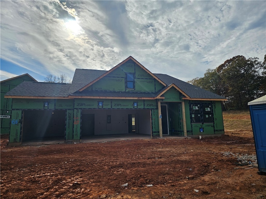 100 Saratoga Oak St, Williamston, SC 29697 - photo 1