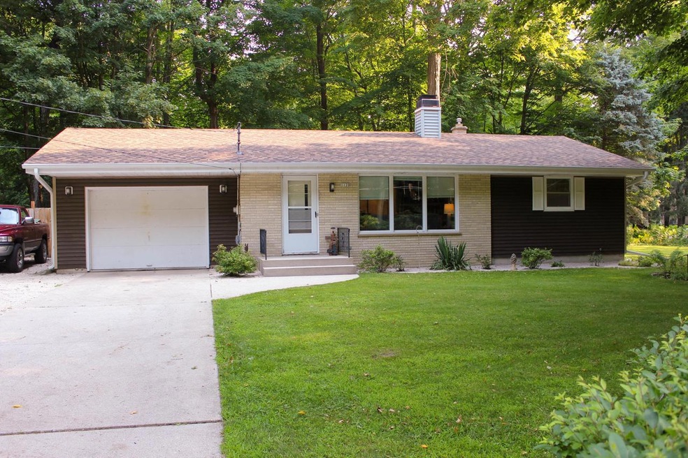 1120 Indian Mound Road 1