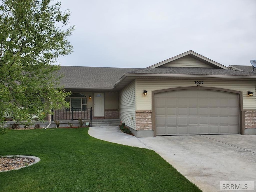 3907 Clearfield Ln, Idaho Falls, ID 83406 - photo 1
