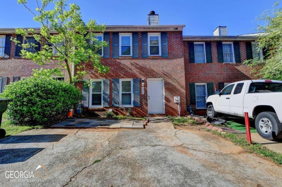 277 Timber Creek Ln SW, Marietta, GA 30060 - photo 1