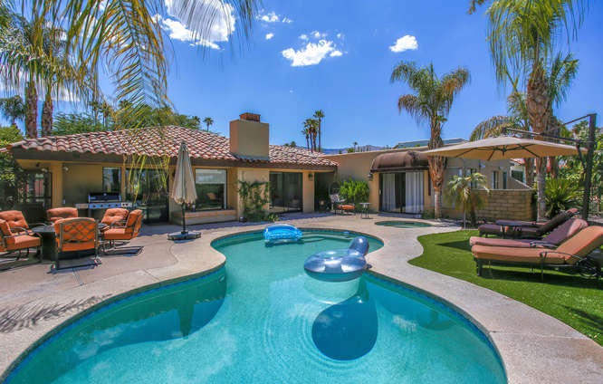 73530 Grapevine Palm Desert-small-036-08