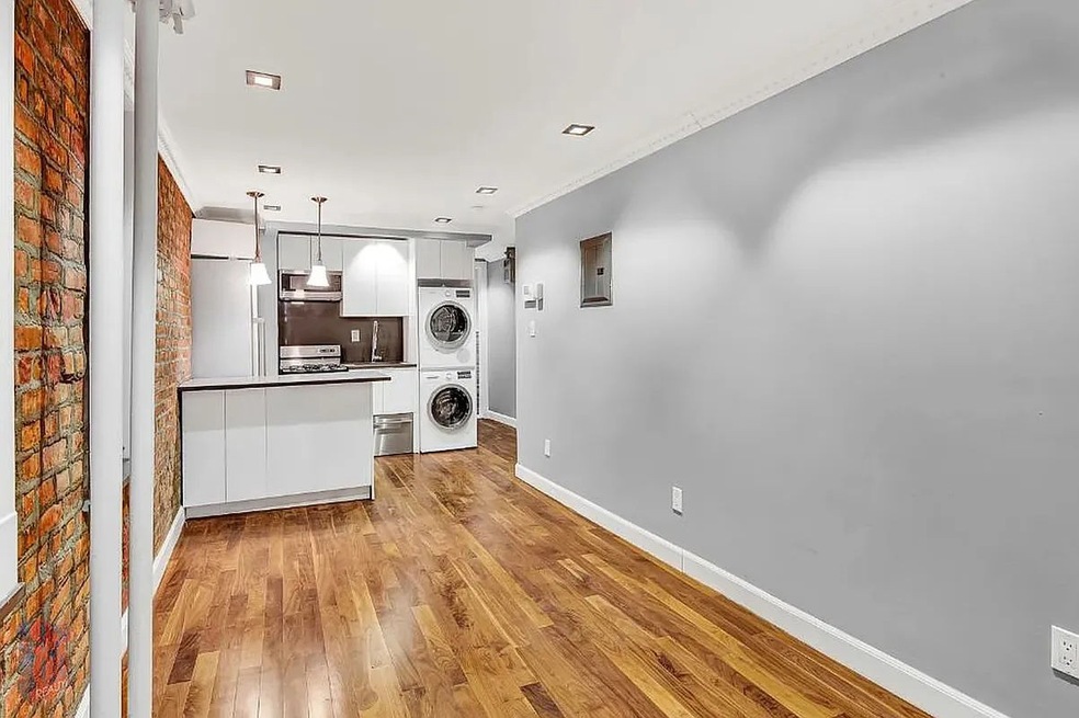 115 Mulberry St unit 4 F, New York, NY 10013 - photo 1