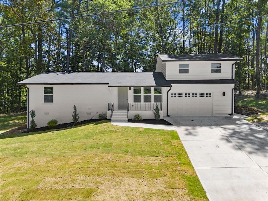 5871 Dolvin Ln, Buford, GA 30518 - photo 1