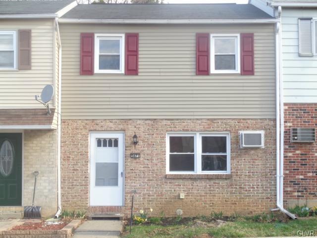 5671 Greens Dr, Allentown, PA 18106 - photo 1