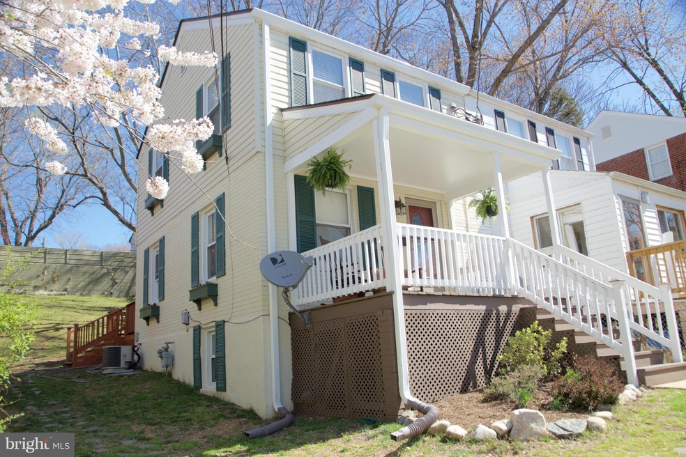 2812 Jefferson Dr, Alexandria, VA 22303 - photo 1