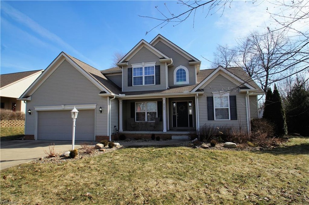Welcome Home to 2727 Rapids Way