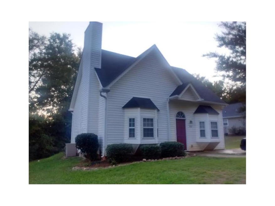 1052 Clayton St, Commerce, GA 30529 - photo 1