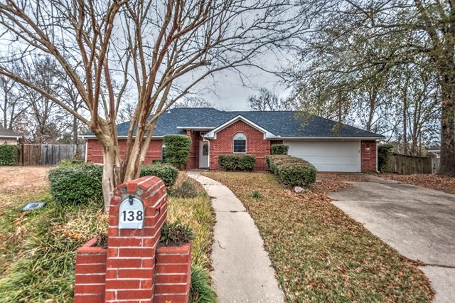 138 Browning Place, Lufkin, TX 75904 - photo 1