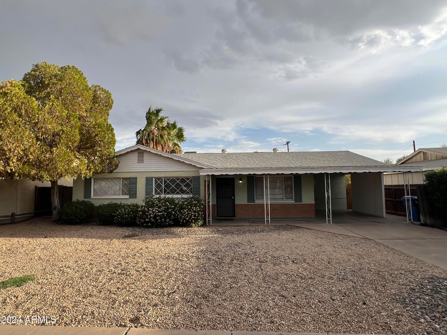 1007 E Seldon Ln, Phoenix, AZ 85020 - photo 1