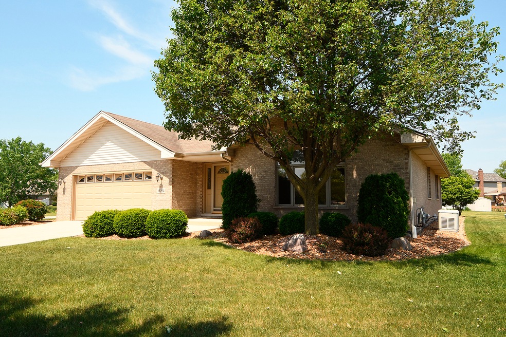 Sold $430,000 • Co-Listing Agent