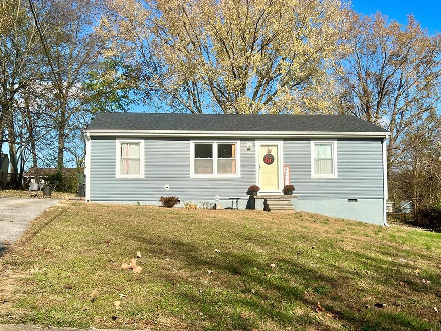 1404 Aspen Dr, Hopkinsville, KY 42240 - photo 1