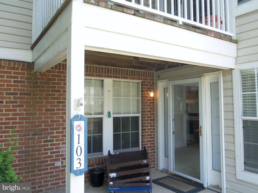 3570 Sherbrooke Cir unit 7-103, Woodbridge, VA 22192 - photo 1