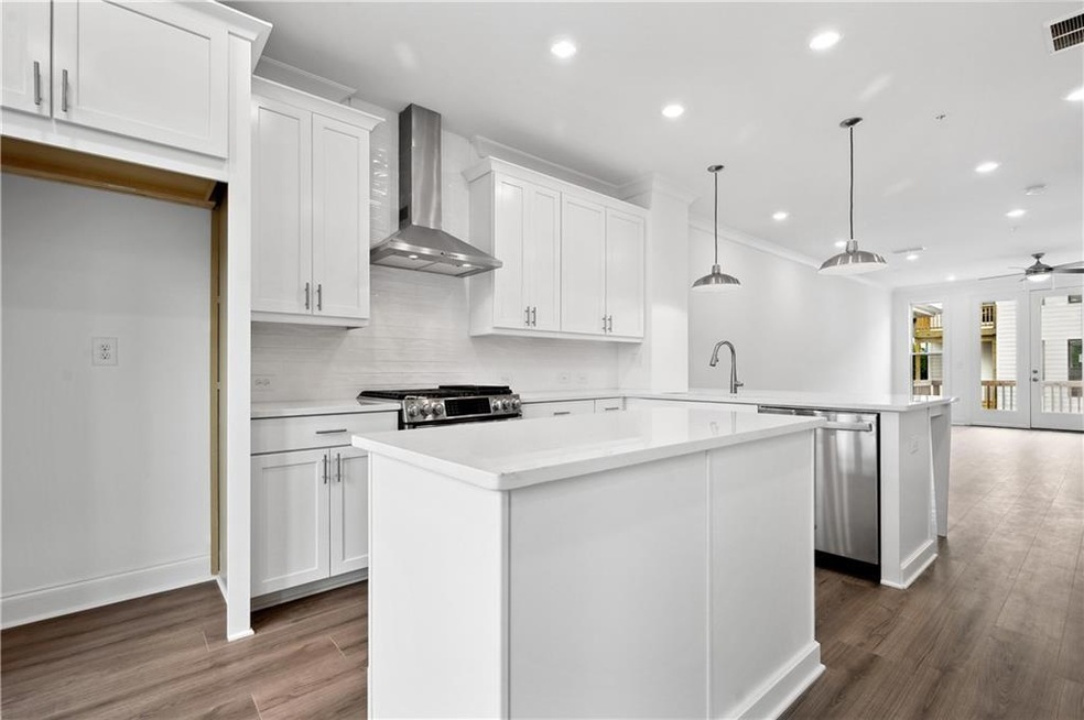 This image is used to illustrate floor plan & not of actual homesite. Actual home is currently under construction.