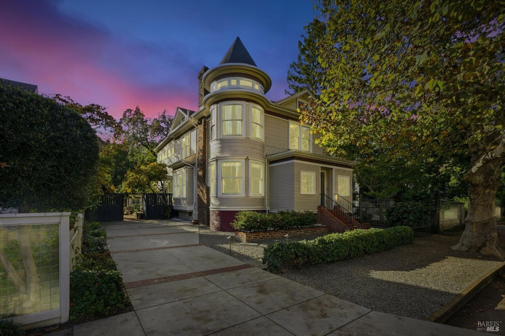 16 Redwood Dr, Ross, CA 94957 - photo 1