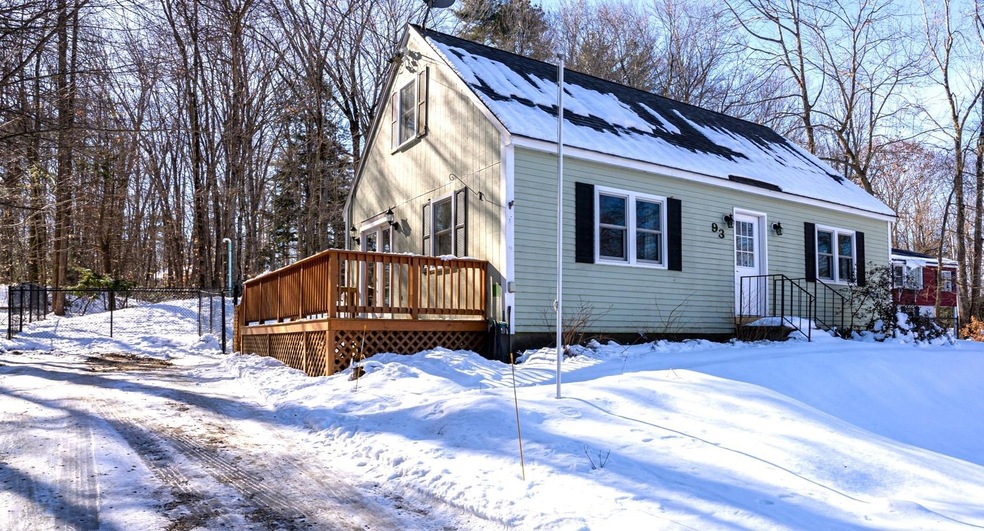 93 Varney Rd, Center Barnstead, NH 03225 - photo 1