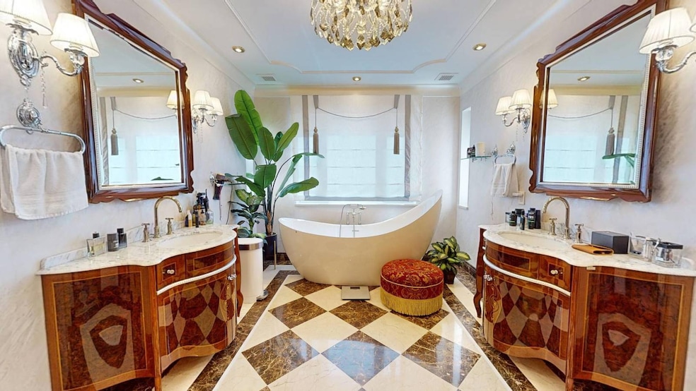 For Sale $10,900,000