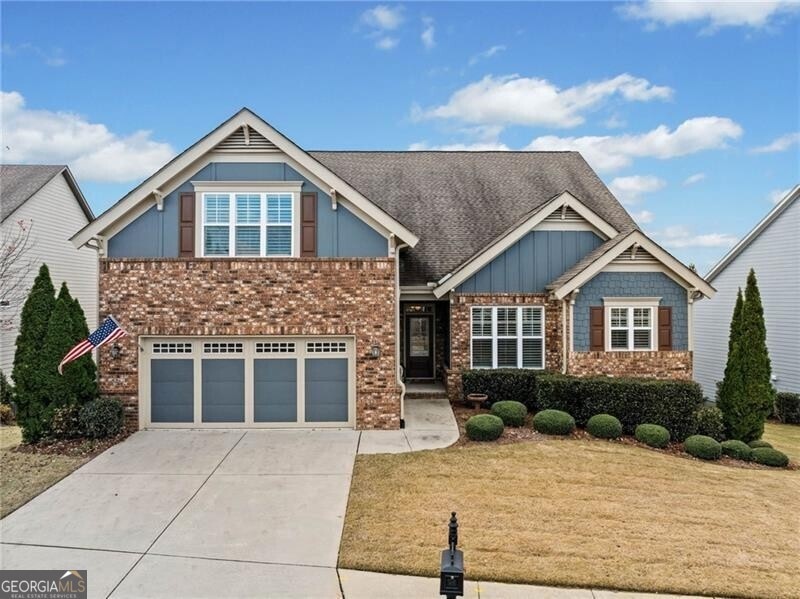 Picture perfect Craftsman home