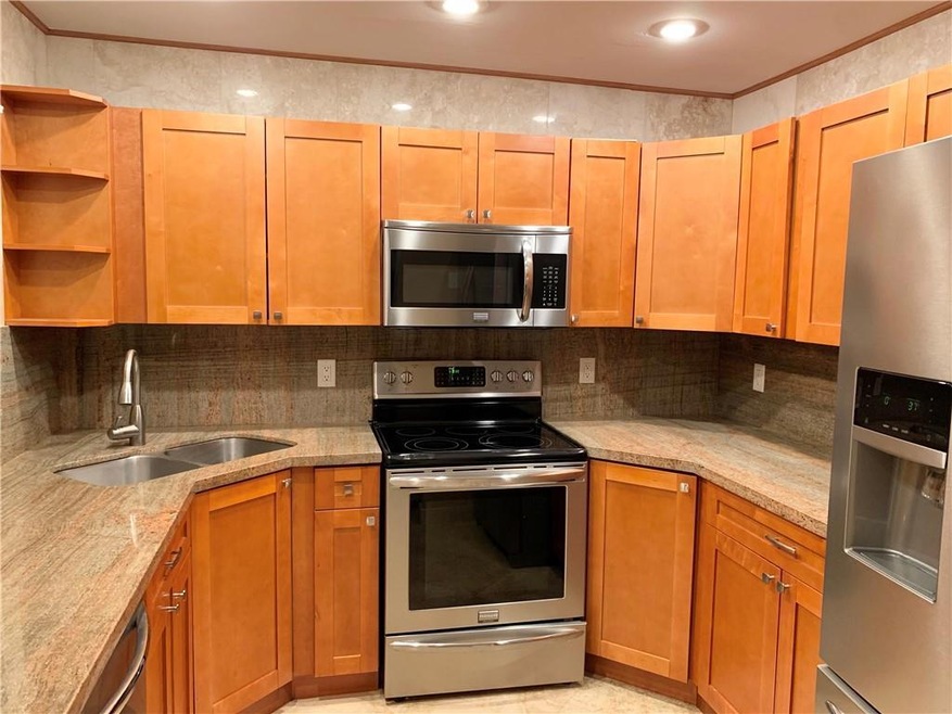 TOTALLY UPDATED KITCHEN... SS APPLIANCES-DOUBLE SI