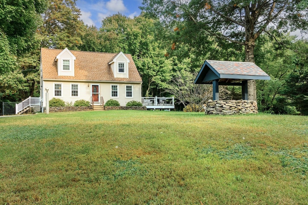 173 Charles Bancroft Hwy, Litchfield, NH 03052 - photo 1