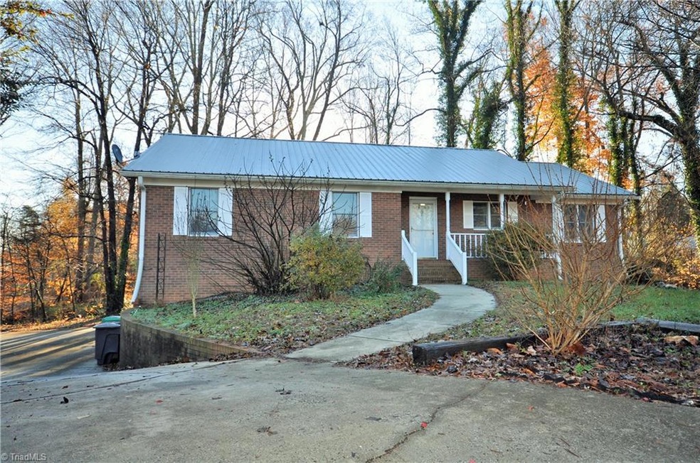 Welcome Home to 1803 Overlook
