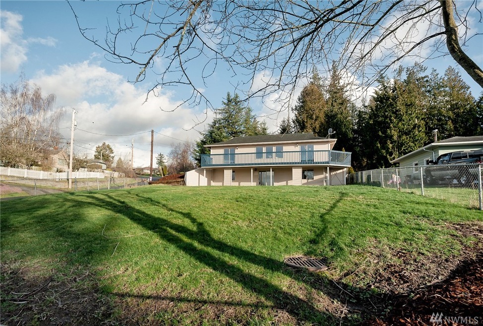 8218 Cedarhome Rd, Stanwood, WA 98292 - photo 1