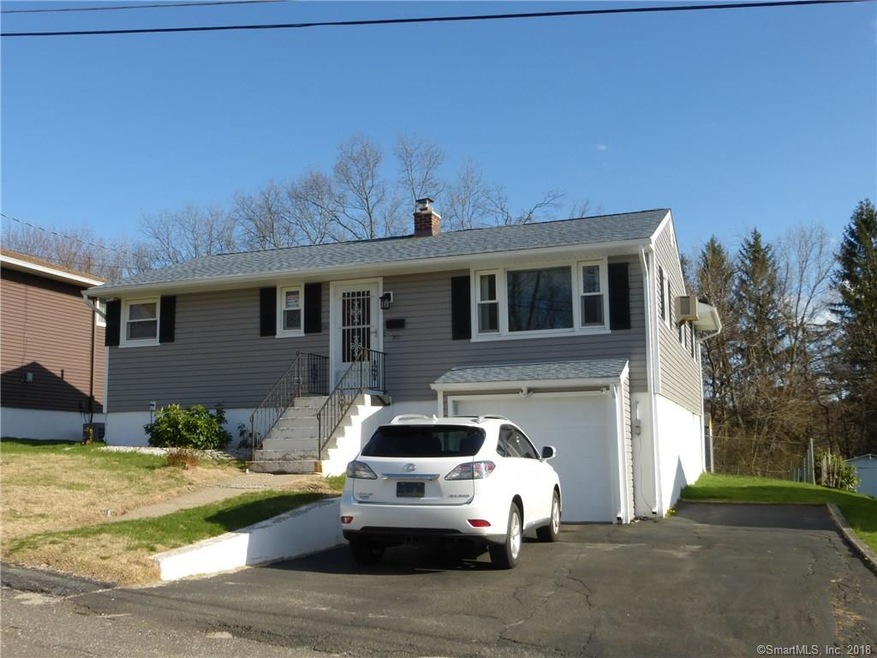 33 Jodie Cir, Waterbury, CT 06706 - photo 1