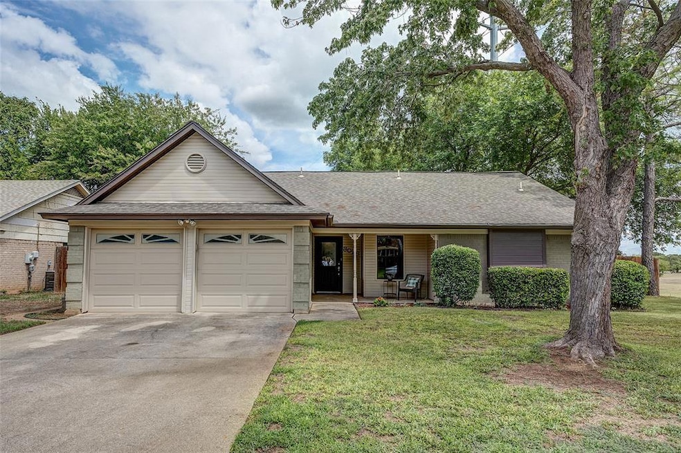 3028 Oak Valley Dr, Bedford, TX 76021 - photo 1