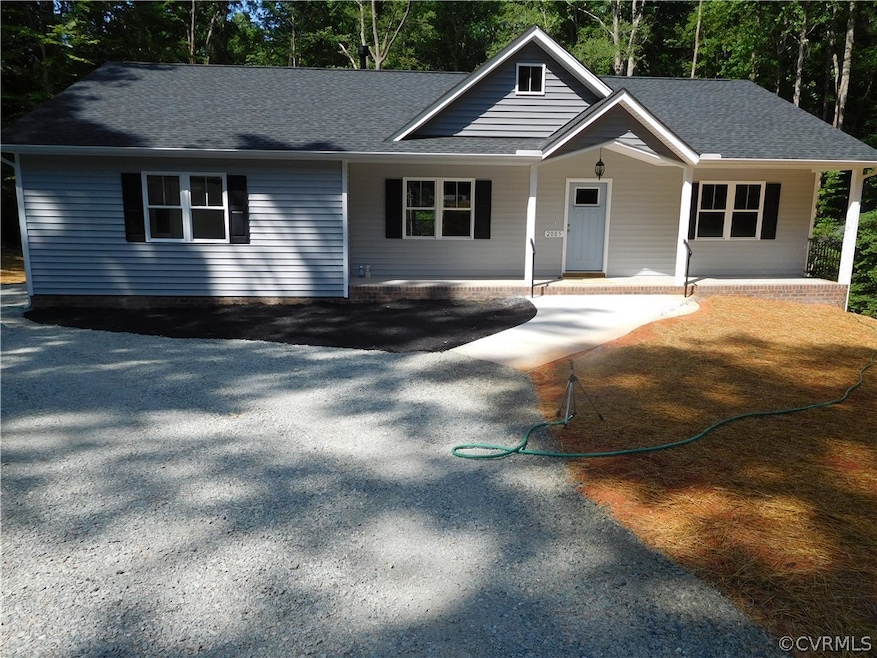 2005 Swiftwood Ct, Powhatan, VA 23139 - photo 1