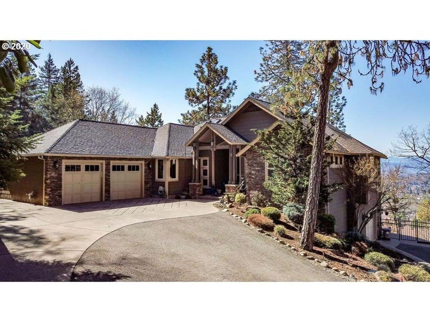 1715 NE Sunset Ln, Grants Pass, OR 97526 - photo 1