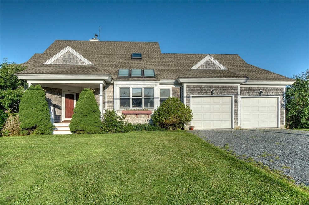 599 Wolcott Ave, Middletown, RI 02842 - photo 1